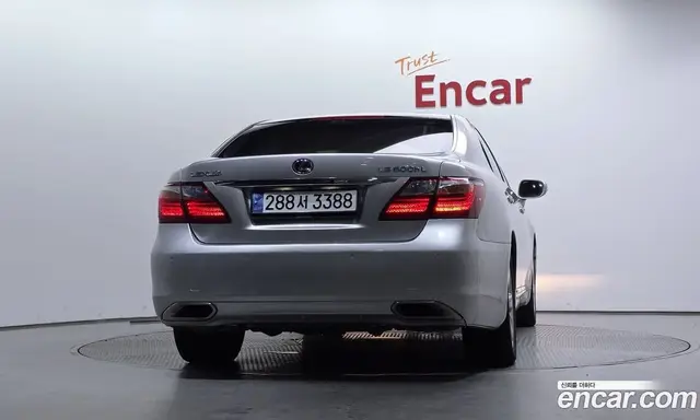 Lexus LS 2011 5.0 автомат (гидро), миниатюра 4 Lexus LS 2011 5.0 автомат (гидро), миниатюра 4