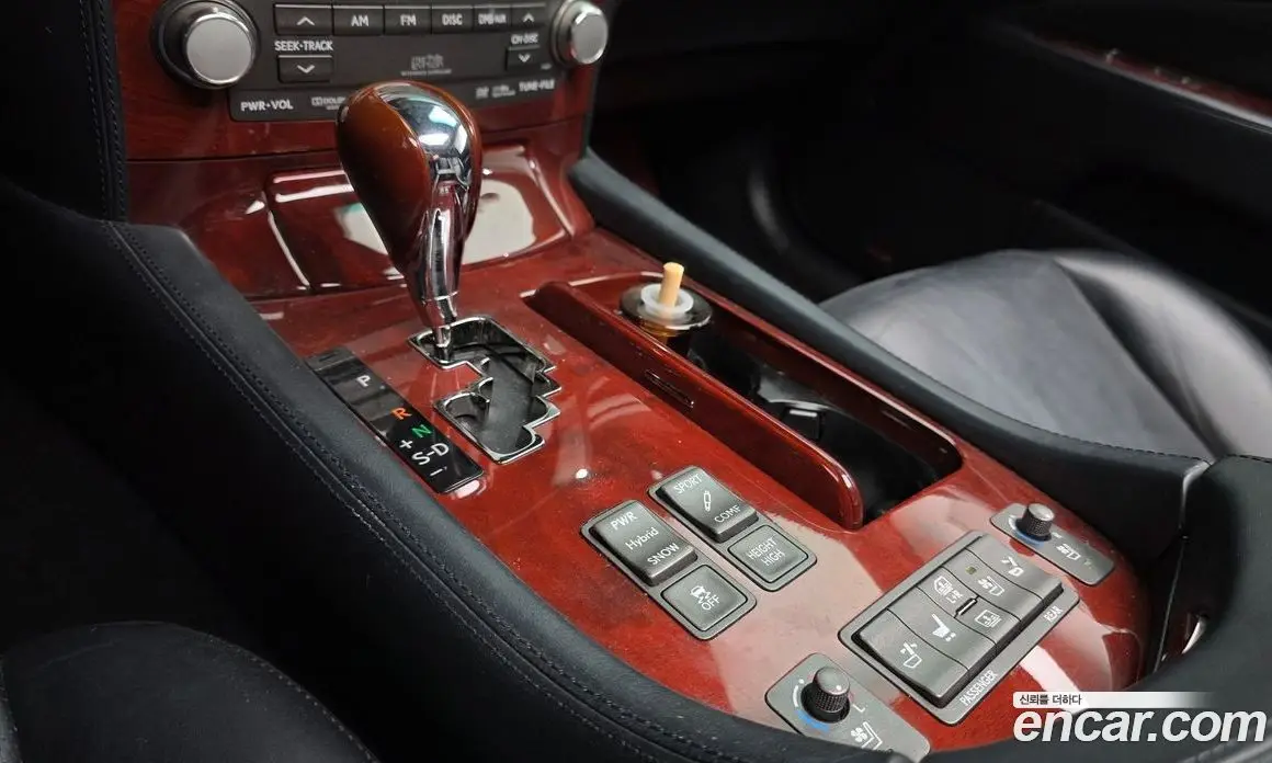 Lexus LS 2011 5.0 автомат (гидро), фото 9 Lexus LS 2011 5.0 автомат (гидро), фото 9