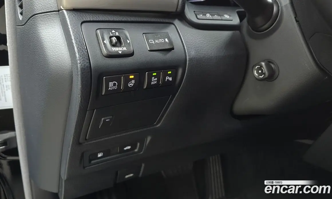 Lexus LS 2013 5.0 автомат (гидро), фото 16 Lexus LS 2013 5.0 автомат (гидро), фото 16