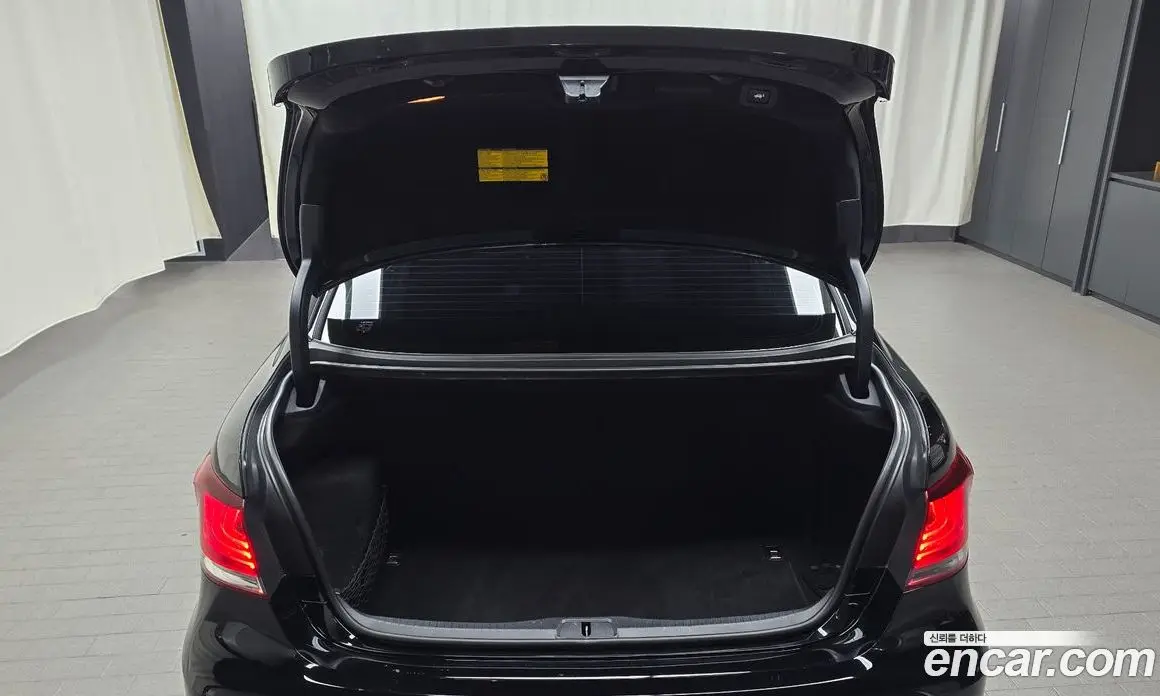 Lexus LS 2013 5.0 автомат (гидро), фото 20 Lexus LS 2013 5.0 автомат (гидро), фото 20