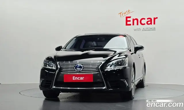 Lexus LS 2013 5.0 автомат (гидро), миниатюра 3 Lexus LS 2013 5.0 автомат (гидро), миниатюра 3