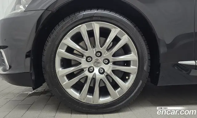 Lexus LS 2013 5.0 автомат (гидро), миниатюра 5 Lexus LS 2013 5.0 автомат (гидро), миниатюра 5