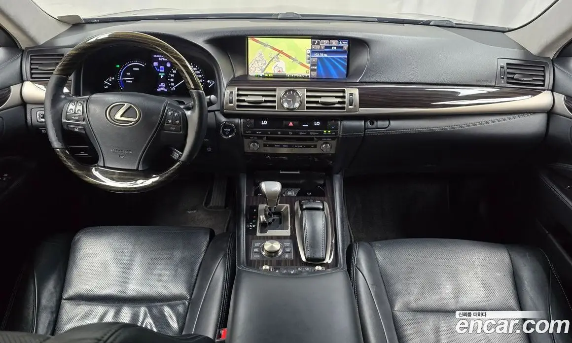Lexus LS 2013 5.0 автомат (гидро), фото 7 Lexus LS 2013 5.0 автомат (гидро), фото 7