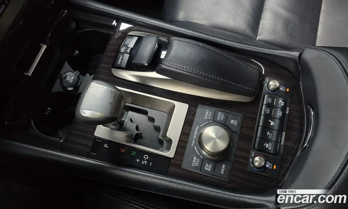 Lexus LS 2013 5.0 автомат (гидро), фото 9 Lexus LS 2013 5.0 автомат (гидро), фото 9