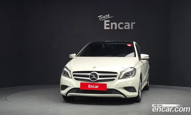 Mercedes-Benz A-Class 2015 1.5 автомат (гидро), миниатюра 3 Mercedes-Benz A-Class 2015 1.5 автомат (гидро), миниатюра 3