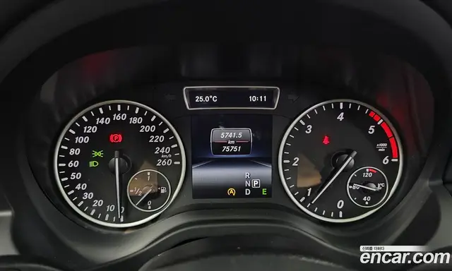 Mercedes-Benz A-Class 2015 1.5 автомат (гидро), миниатюра 8 Mercedes-Benz A-Class 2015 1.5 автомат (гидро), миниатюра 8