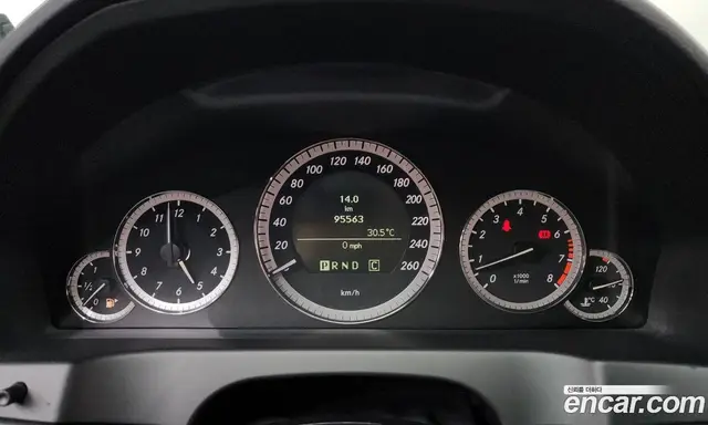 Mercedes-Benz E-Class 2010 3.5 автомат (гидро), миниатюра 8 Mercedes-Benz E-Class 2010 3.5 автомат (гидро), миниатюра 8