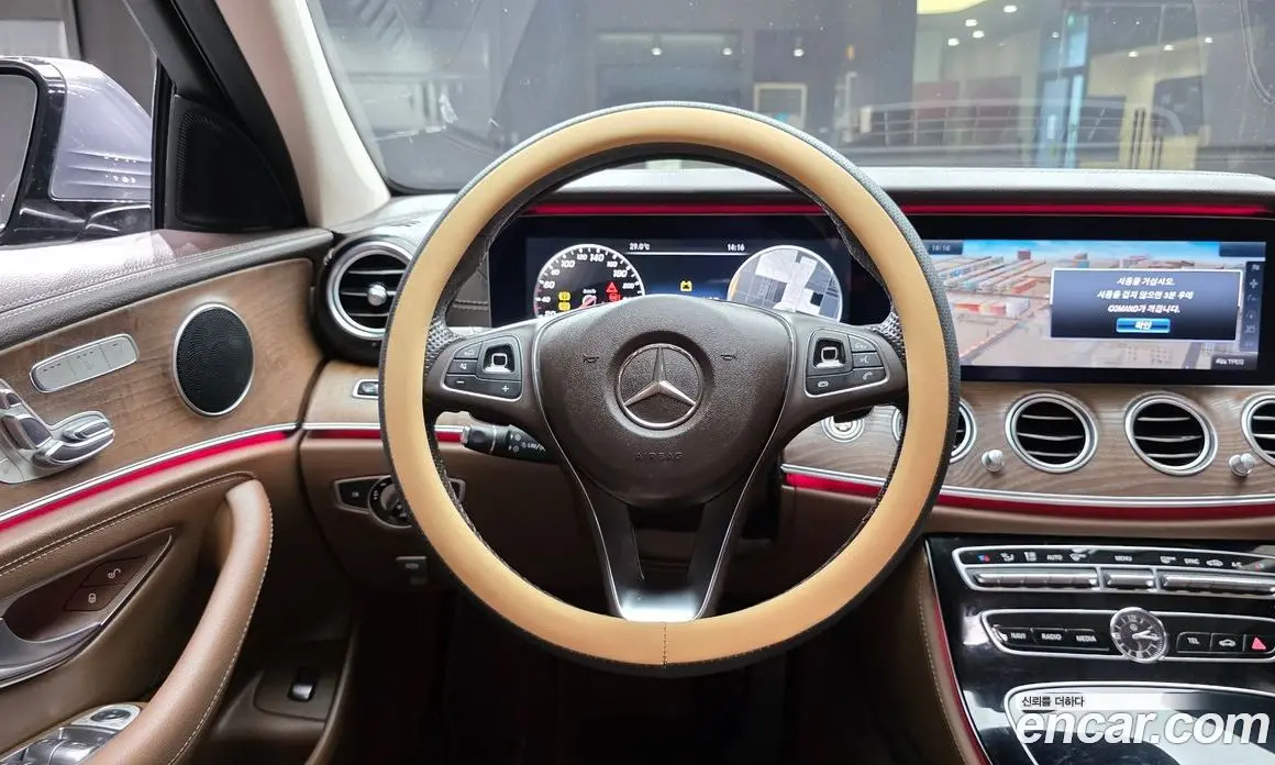 Mercedes-Benz E-Class 2017 2.0 автомат (гидро), фото 14