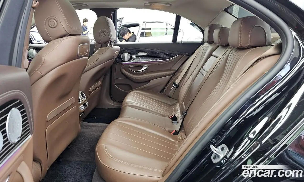 Mercedes-Benz E-Class 2019 3.0 автомат (гидро), фото 16 Mercedes-Benz E-Class 2019 3.0 автомат (гидро), фото 16