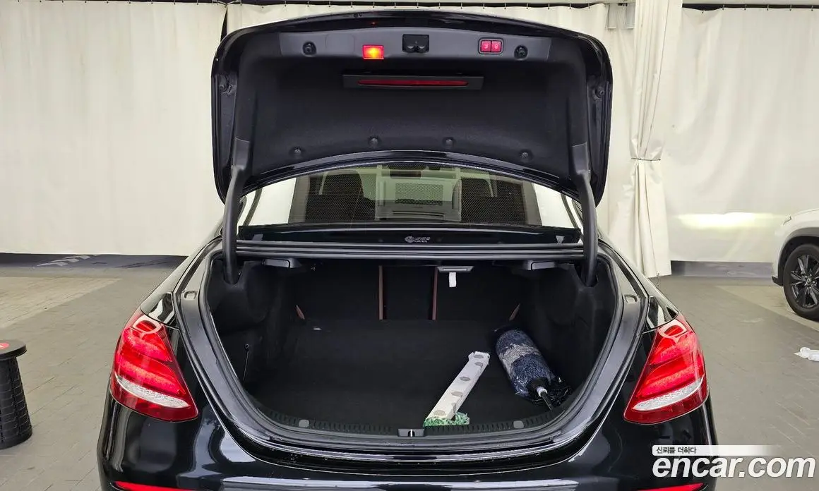 Mercedes-Benz E-Class 2019 3.0 автомат (гидро), фото 26 Mercedes-Benz E-Class 2019 3.0 автомат (гидро), фото 26