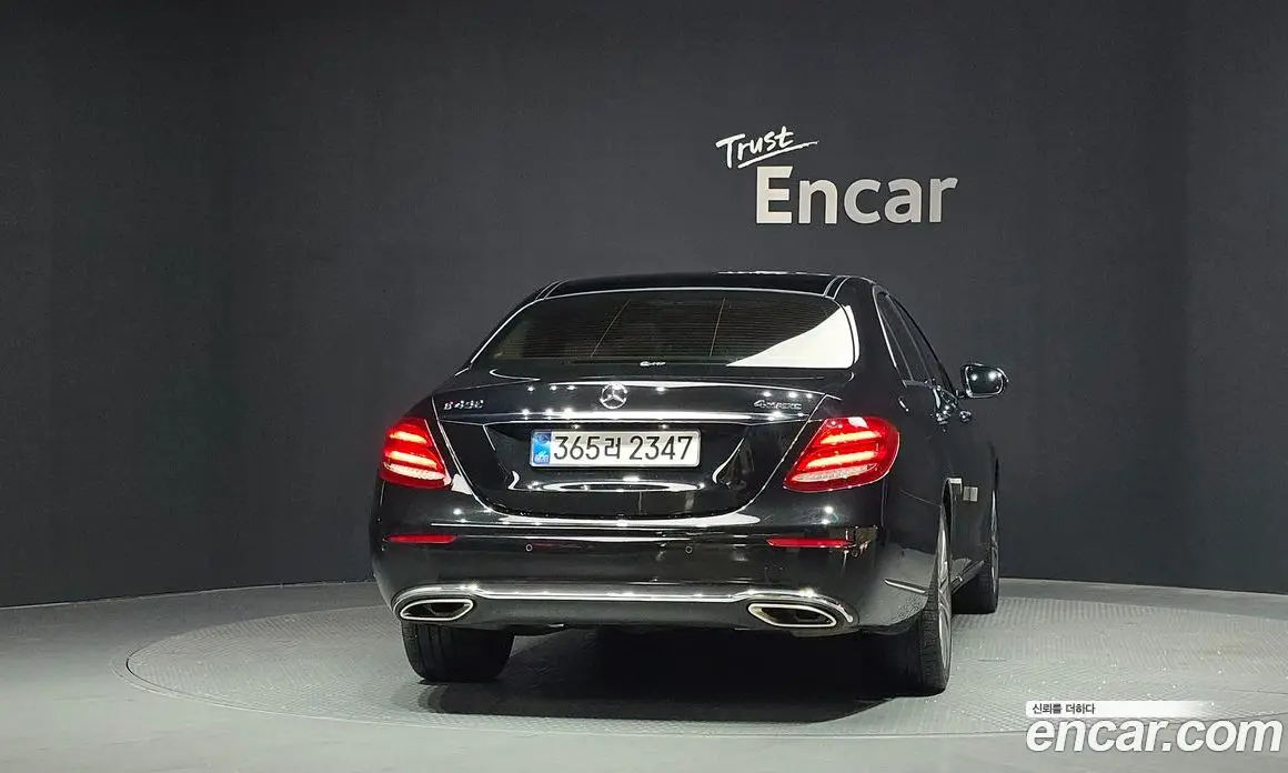 Mercedes-Benz E-Class 2019 3.0 автомат (гидро), фото 4 Mercedes-Benz E-Class 2019 3.0 автомат (гидро), фото 4