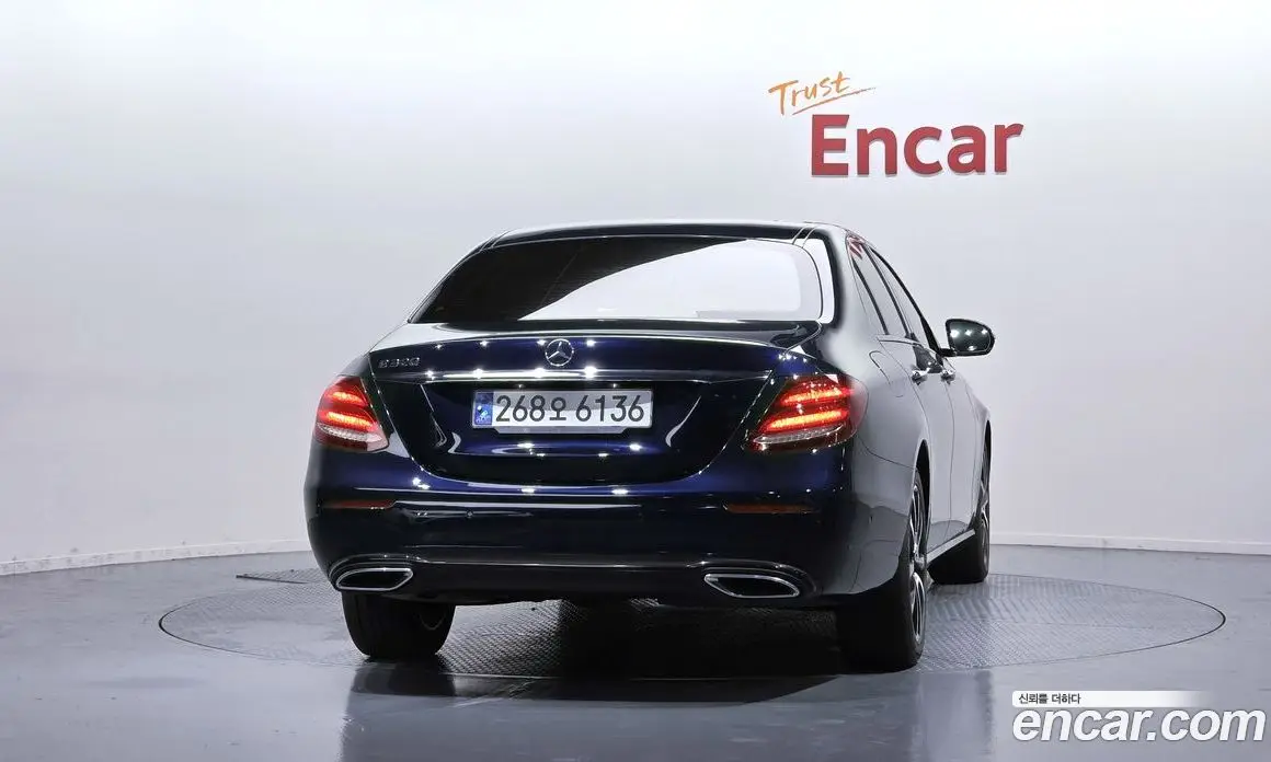 Mercedes-Benz E-Class 2020 2.0 автомат (гидро), фото 4 Mercedes-Benz E-Class 2020 2.0 автомат (гидро), фото 4