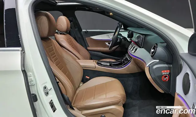 Mercedes-Benz E-Class 2021 2.0 автомат (гидро), миниатюра 12