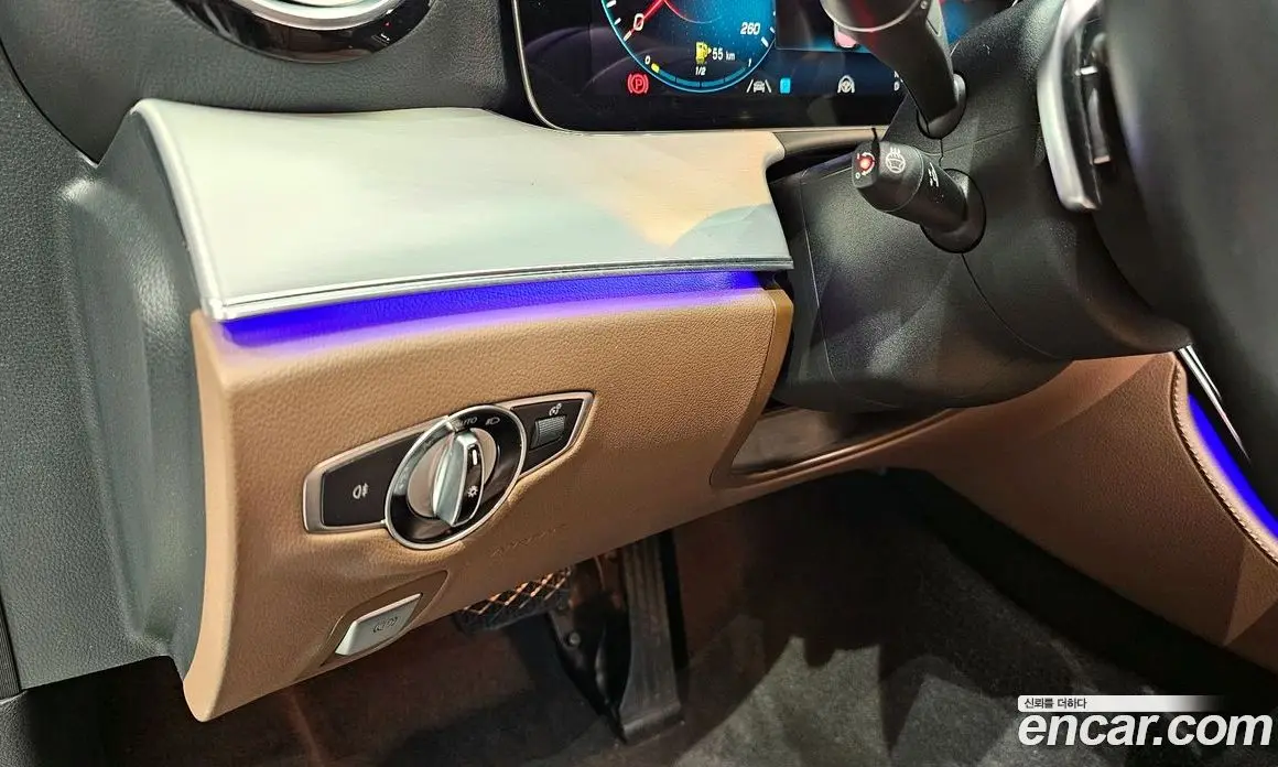 Mercedes-Benz E-Class 2021 2.0 автомат (гидро), фото 19