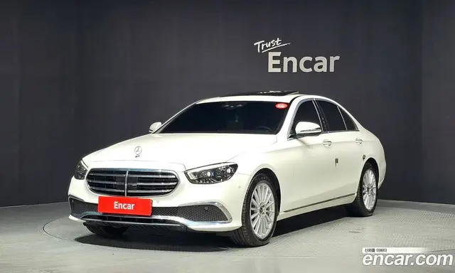 Mercedes-Benz E-Class 2021 2.0 автомат (гидро), миниатюра 1 Mercedes-Benz E-Class 2021 2.0 автомат (гидро), миниатюра 1