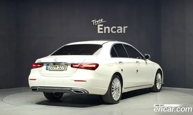 Mercedes-Benz E-Class 2021 2.0 автомат (гидро), миниатюра 2 Mercedes-Benz E-Class 2021 2.0 автомат (гидро), миниатюра 2