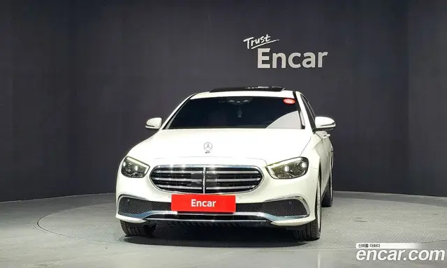 Mercedes-Benz E-Class 2021 2.0 автомат (гидро), миниатюра 3 Mercedes-Benz E-Class 2021 2.0 автомат (гидро), миниатюра 3