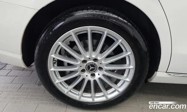 Mercedes-Benz E-Class 2021 2.0 автомат (гидро), миниатюра 5 Mercedes-Benz E-Class 2021 2.0 автомат (гидро), миниатюра 5