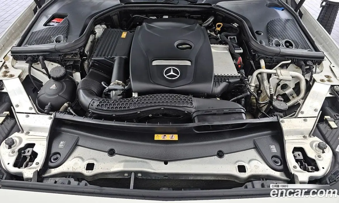Mercedes-Benz E-Class 2021 2.0 автомат (гидро), фото 6 Mercedes-Benz E-Class 2021 2.0 автомат (гидро), фото 6
