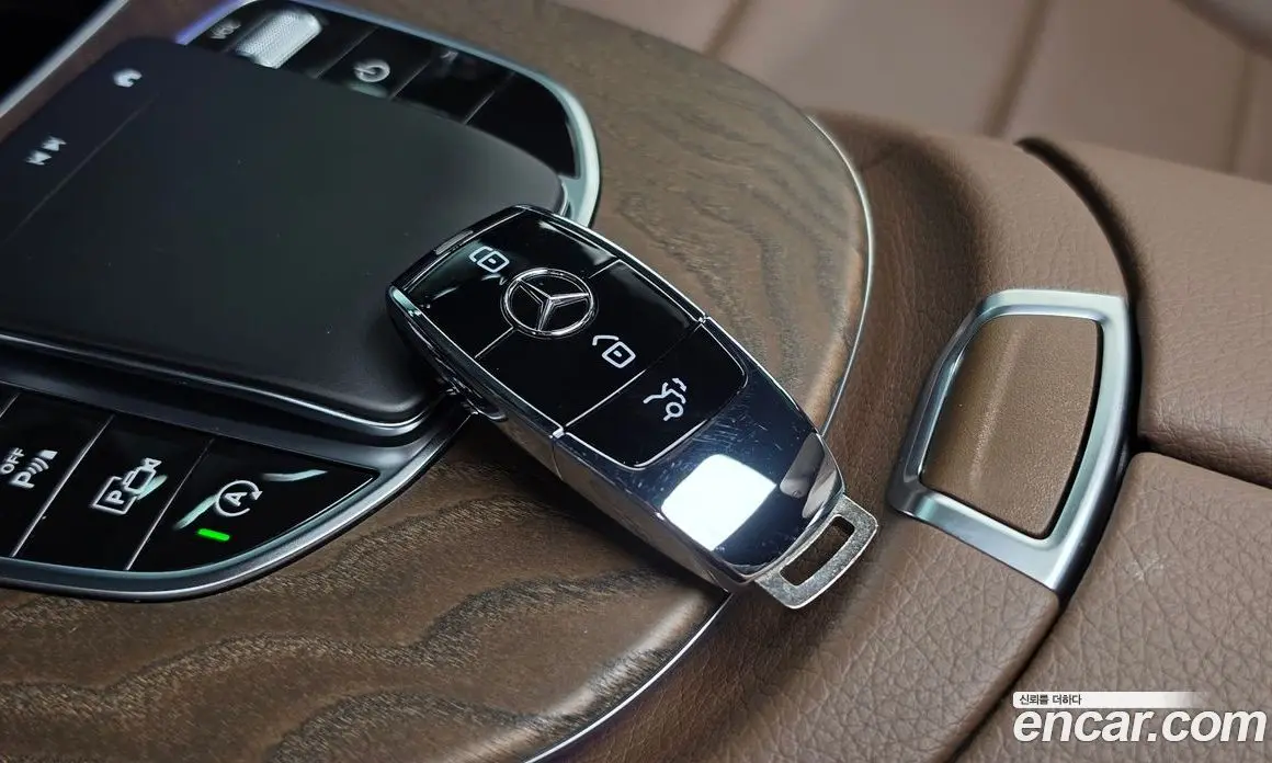 Mercedes-Benz E-Class 2023 2.0 автомат (гидро), фото 32