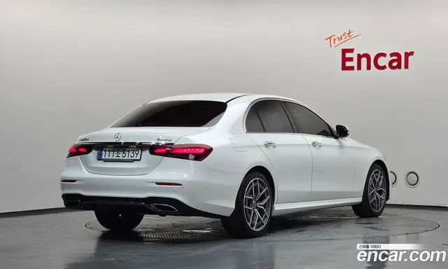 Mercedes-Benz E-Class 2023 1.9 автомат (гидро), миниатюра 2 Mercedes-Benz E-Class 2023 1.9 автомат (гидро), миниатюра 2