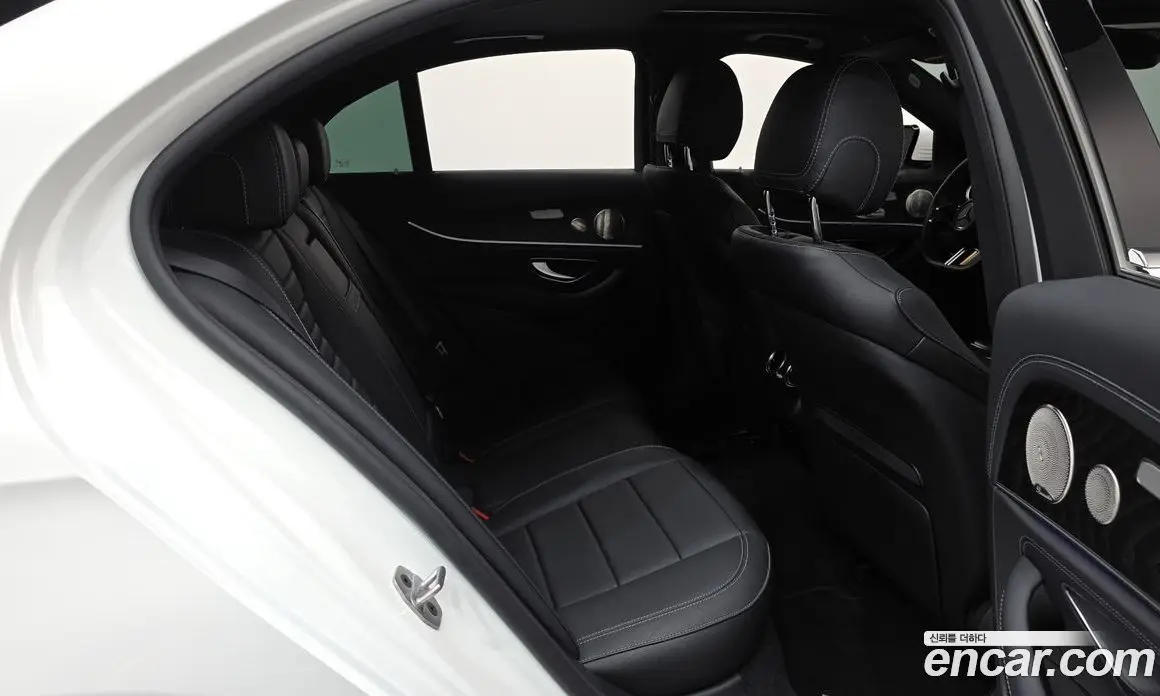 Mercedes-Benz E-Class 2023 1.9 автомат (гидро), фото 11 Mercedes-Benz E-Class 2023 1.9 автомат (гидро), фото 11