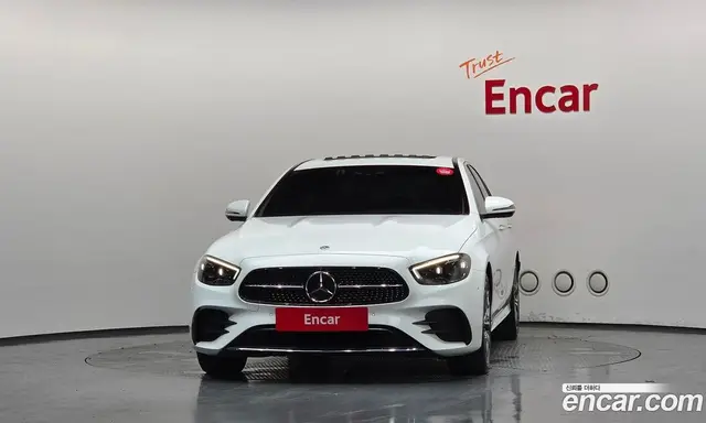 Mercedes-Benz E-Class 2023 1.9 автомат (гидро), миниатюра 3 Mercedes-Benz E-Class 2023 1.9 автомат (гидро), миниатюра 3