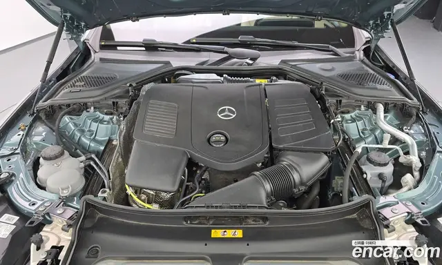 Mercedes-Benz E-Class 2025 2.0 автомат (гидро), миниатюра 6 Mercedes-Benz E-Class 2025 2.0 автомат (гидро), миниатюра 6