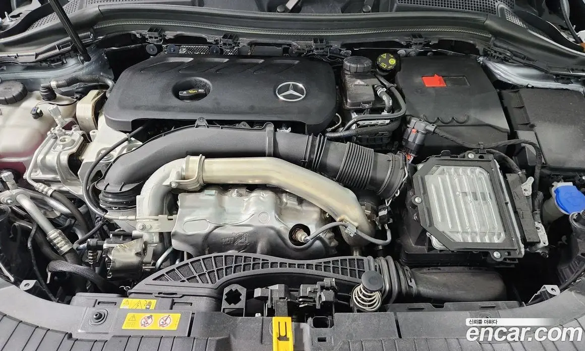 Mercedes-Benz GLA-Class 2025 2.0 автомат (гидро), фото 6 Mercedes-Benz GLA-Class 2025 2.0 автомат (гидро), фото 6
