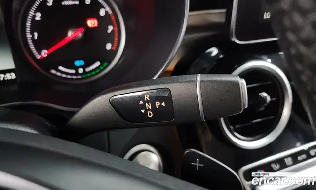 Mercedes-Benz GLC-Class 2018 2.0 автомат (гидро), миниатюра 9