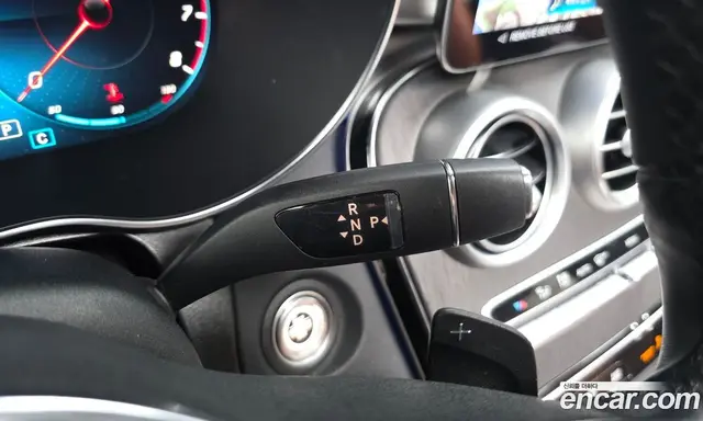 Mercedes-Benz GLC-Class 2023 2.0 автомат (гидро), миниатюра 12