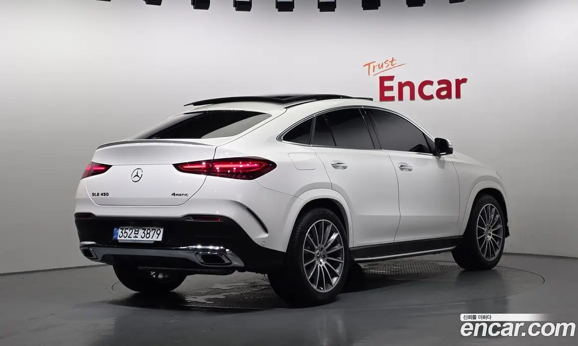 Mercedes-Benz GLE-Class 2025 3.0 автомат (гидро), фото 2 Mercedes-Benz GLE-Class 2025 3.0 автомат (гидро), фото 2