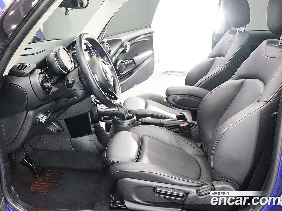 Mini Cooper 2019 1.5 автомат (гидро), фото 14 Mini Cooper 2019 1.5 автомат (гидро), фото 14