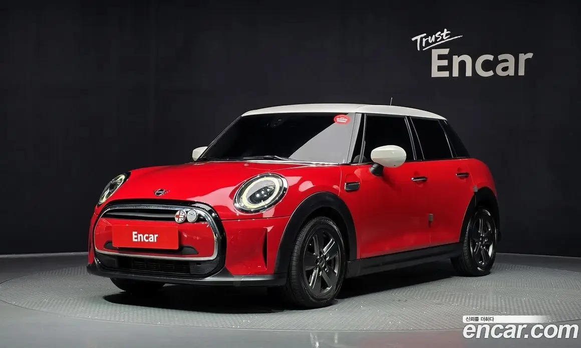 Mini Cooper 2022 1.5 автомат (гидро), фото 1 Mini Cooper 2022 1.5 автомат (гидро), фото 1