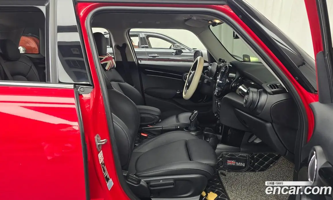 Mini Cooper 2022 1.5 автомат (гидро), фото 16 Mini Cooper 2022 1.5 автомат (гидро), фото 16