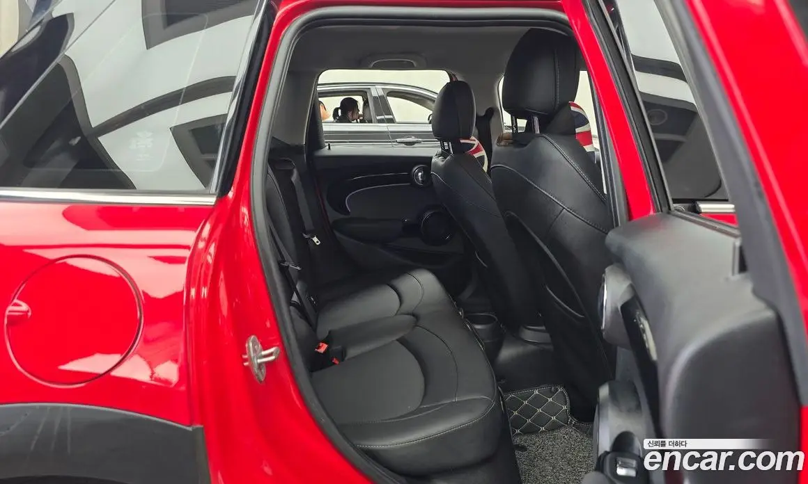 Mini Cooper 2022 1.5 автомат (гидро), фото 17 Mini Cooper 2022 1.5 автомат (гидро), фото 17