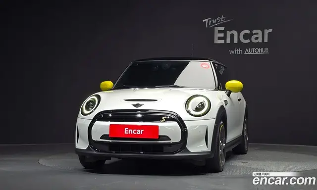 Mini Cooper 2023 автомат (гидро), миниатюра 3 Mini Cooper 2023 автомат (гидро), миниатюра 3