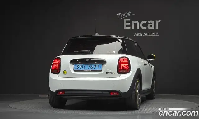 Mini Cooper 2023 автомат (гидро), миниатюра 4 Mini Cooper 2023 автомат (гидро), миниатюра 4
