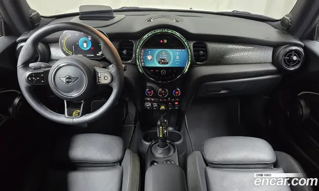 Mini Cooper 2023 автомат (гидро), миниатюра 10 Mini Cooper 2023 автомат (гидро), миниатюра 10