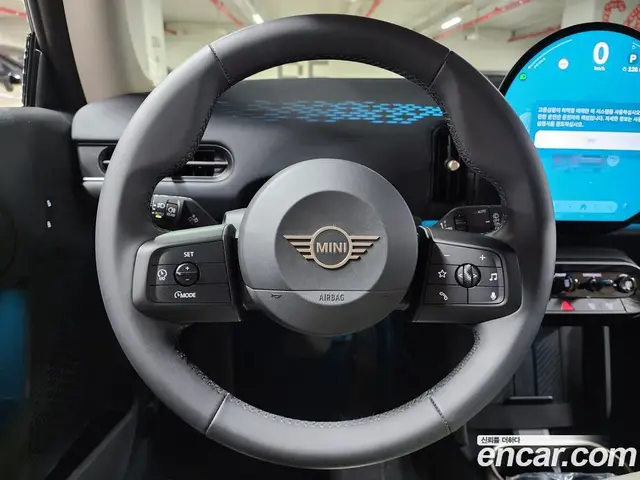 Mini Cooper 2024 2.0 автомат (гидро), миниатюра 11