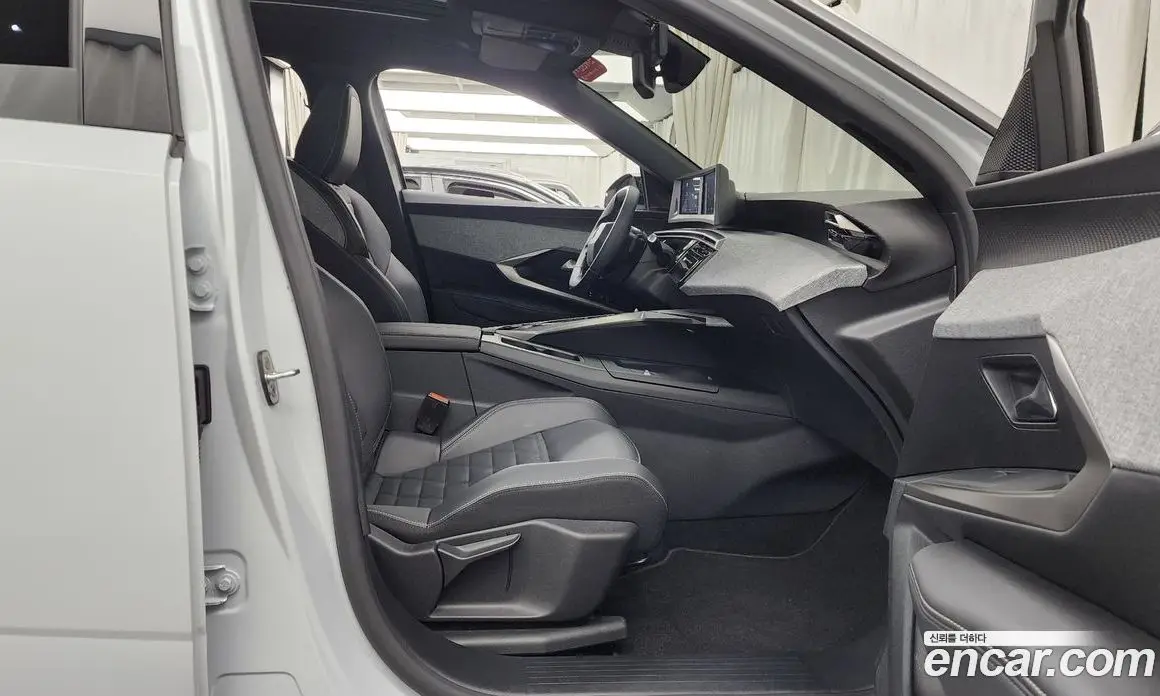 Peugeot 3008 2024 1.2 автомат (гидро), фото 16 Peugeot 3008 2024 1.2 автомат (гидро), фото 16