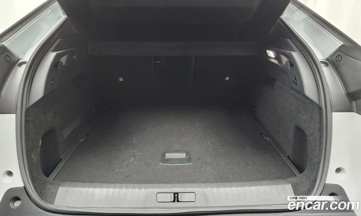 Peugeot 3008 2024 1.2 автомат (гидро), фото 25 Peugeot 3008 2024 1.2 автомат (гидро), фото 25