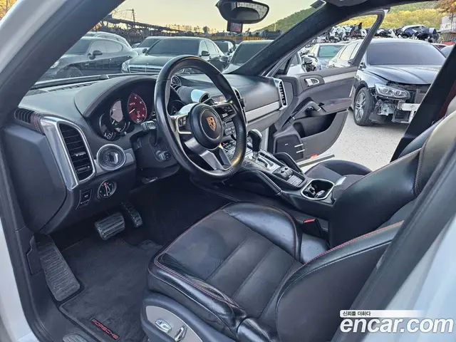 Porsche Cayenne 2018 3.6 автомат (гидро), миниатюра 9 Porsche Cayenne 2018 3.6 автомат (гидро), миниатюра 9