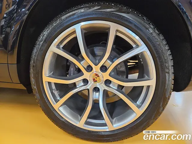 Porsche Cayenne 2019 3.0 автомат (гидро), миниатюра 5 Porsche Cayenne 2019 3.0 автомат (гидро), миниатюра 5