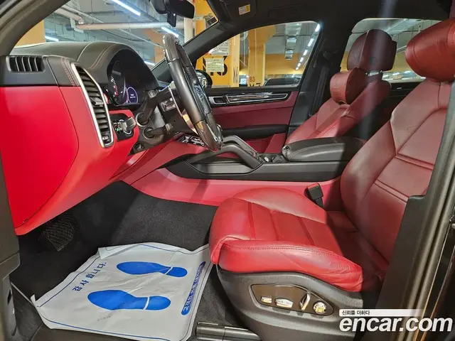 Porsche Cayenne 2019 3.0 автомат (гидро), миниатюра 10 Porsche Cayenne 2019 3.0 автомат (гидро), миниатюра 10