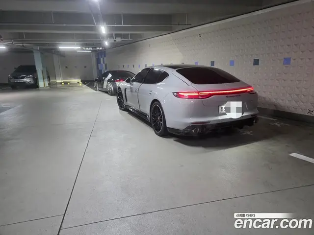 Porsche Panamera 2010 4.8 автомат (гидро), миниатюра 2 Porsche Panamera 2010 4.8 автомат (гидро), миниатюра 2