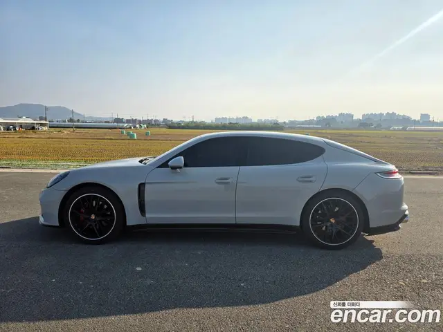 Porsche Panamera 2010 4.8 автомат (гидро), миниатюра 12