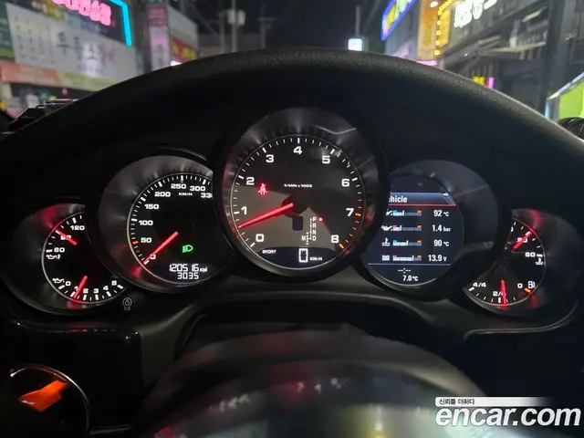 Porsche Panamera 2010 4.8 автомат (гидро), миниатюра 7 Porsche Panamera 2010 4.8 автомат (гидро), миниатюра 7