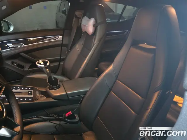 Porsche Panamera 2010 4.8 автомат (гидро), миниатюра 8 Porsche Panamera 2010 4.8 автомат (гидро), миниатюра 8