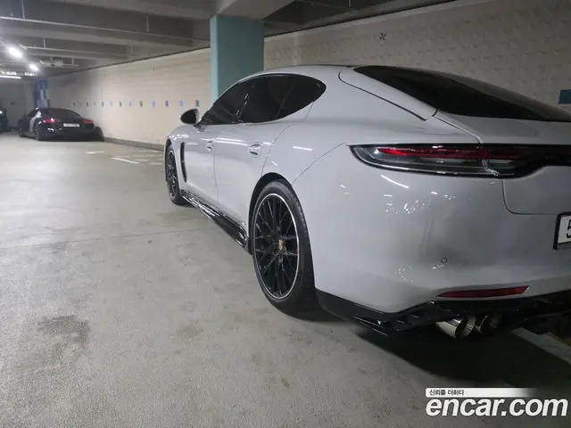 Porsche Panamera 2010 4.8 автомат (гидро), миниатюра 10 Porsche Panamera 2010 4.8 автомат (гидро), миниатюра 10